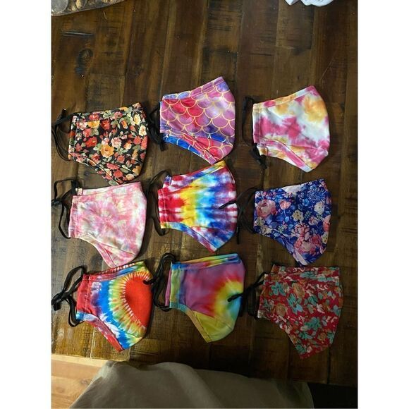 9 Fashion Masks   - Picture 1 of 2